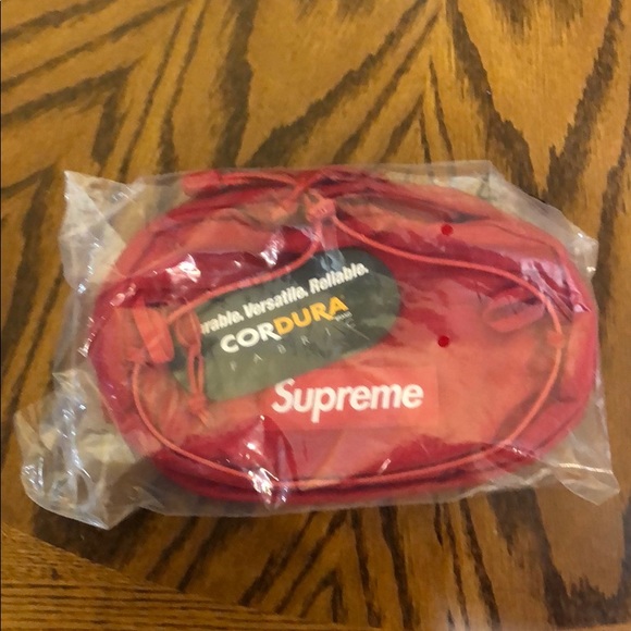 Supreme Waist Bag Dark Red FW20 - Picture 3 of 5